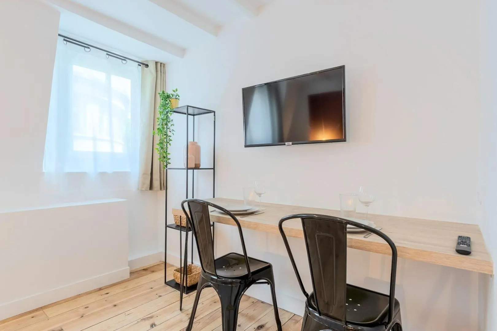 Apartment Lille Center Bright And Functional Studio France